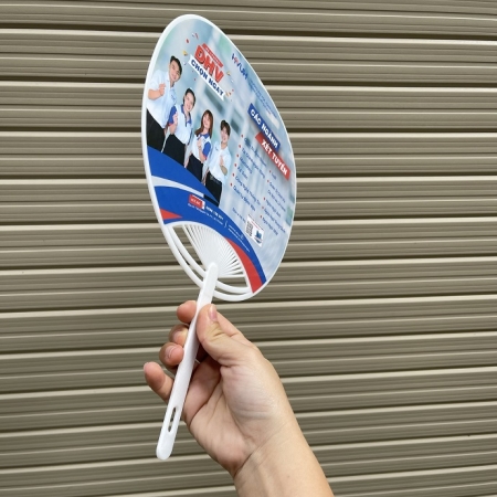 Quạt nhựa cầm tay 23